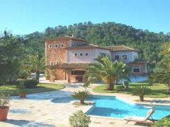 Luxury property in idyllic finca area withafantastic viewuxury property