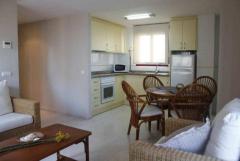 Excellent two bedroom duplex with sea and mountain views,