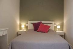 Excellent two bedroom duplex with sea and mountain views,