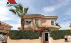 SPECTACULAR VILLA IN PUNTA PRIMA - ORIHUELA COSTA