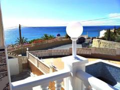 Villa con vista al mar