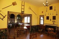 Guesthouse by the mountains in mainland Spain