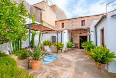 Renovated two-storey townhouse in Sant Joan