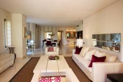 Luxury Ground Floor Apartment - Golden Mile Marbella