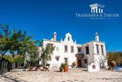 FARMHOUSE (ANDALUSIAN CORTIJO) IN VILLANUEVA DE MESÍA (GRANADA)