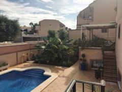 Three floor plus solarium villa in Los Altos