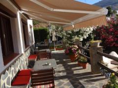 Hotel y restaurante en Las Alpujarras