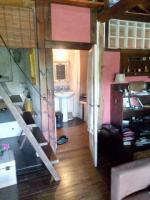 Semi-detached , partially renovated cottage, with garden and bodegas