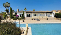 4 Bedroom Villa For Sale In La Nucia