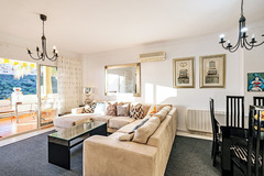 Beautiful apartment in Calahonda, with wonderful views of the sea.