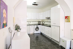 Beautiful apartment in Calahonda, with wonderful views of the sea.