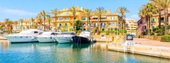 Studio is situated in the best block of the Marina of Sotogrande