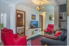 Spacious 90m2 ground floor apartment on Calle Los Angeles