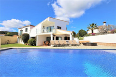 Lovely Villa is located about 50 metres from to the beach