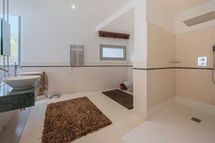 Semi-detached house is located in the famous urbanization of Sierra Blanca,