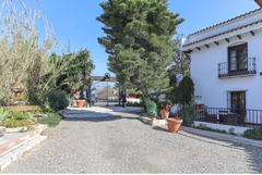 Top Floor Apartment in Coín