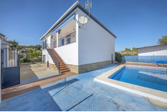 Detached Villa in Pizarra
