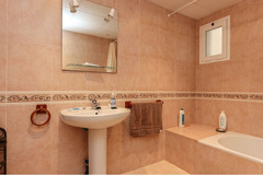 Ground Floor Apartment in Alozaina