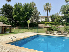 Townhouse in Atalaya Isdabe