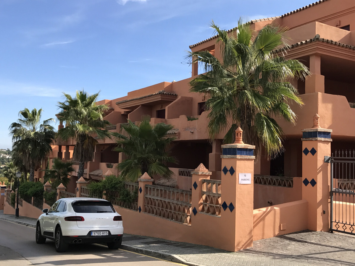 Apartment For Sale in Benahavís, Costa del Sol Benahavís Advertise