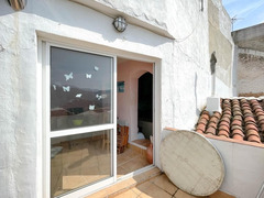 Townhouse  with wonderful views towards the mountains.