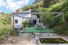 Detached Villa in Alozaina