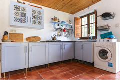 Detached Villa in Alozaina