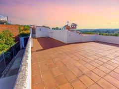 Townhouse in San Enrique
