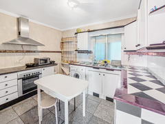 Townhouse in San Enrique