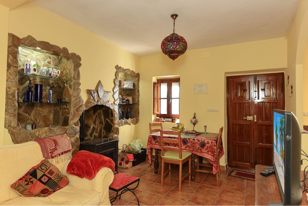 Townhouse in Yunquera Yunquera Advertise Free Spanish Properties