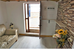 Sayalonga, we find this beautiful townhouse recently renovated