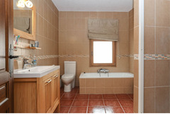 Townhouse in Yunquera