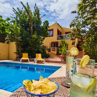 Finca with B&B potential at a very short distance from Alora!