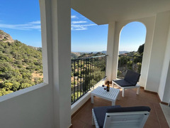 Townhouse in Casares