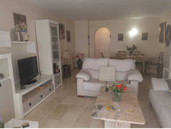 Middle floor apartment Torreblanca
