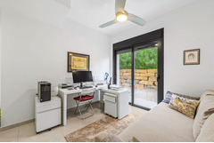 Golf apartment for sale in prime location