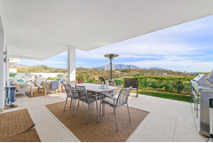 Golf apartment for sale in prime location