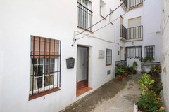 Charming townhouse in Tolox