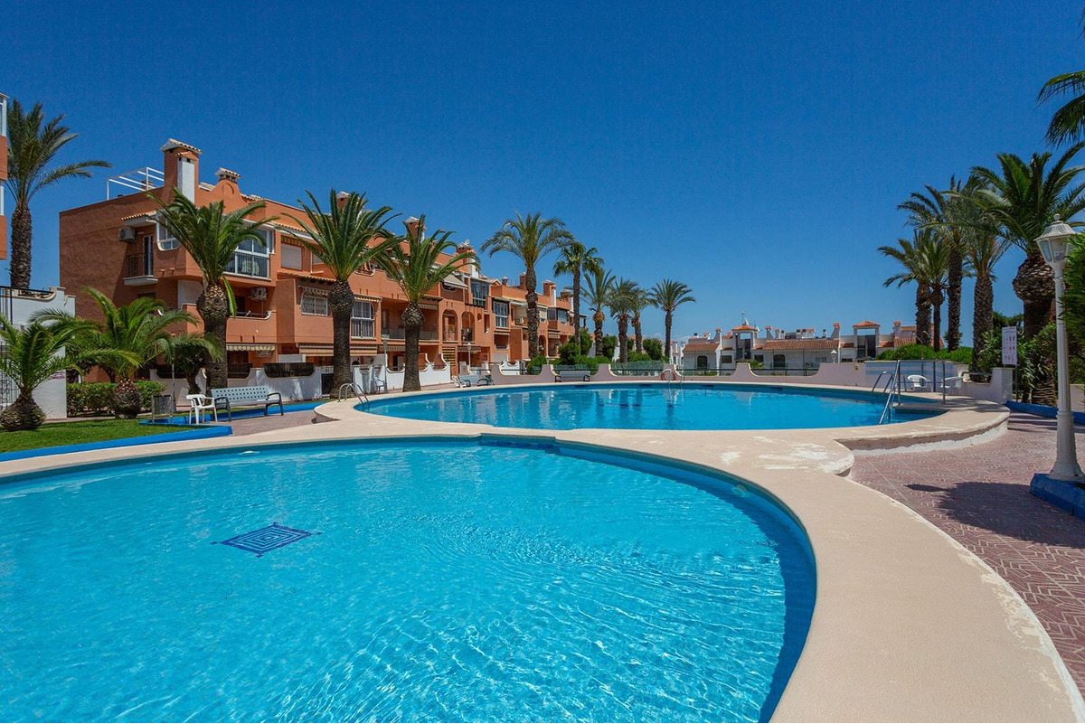 Apartment For Sale In Torrevieja (Torre la mata) Advertise Free