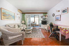 Middle Floor Apartment in Los Pacos