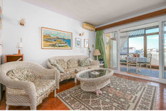 Middle Floor Apartment in Los Pacos