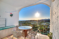 Apartment For Sale in Calahonda, Costa del Sol