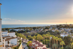 Apartment For Sale in Calahonda, Costa del Sol