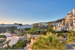 Apartment For Sale in Calahonda, Costa del Sol