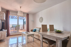 Middle Floor Apartment in Manilva
