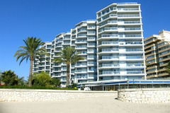 Property in Spain, New apartments first line beach from builder in Calpe,Costa Blanca,Spain