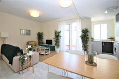 Middle Floor Apartment in Estepona