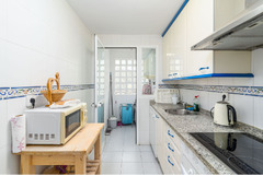 Middle Floor Apartment in La Duquesa