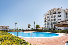 Middle Floor Apartment in La Duquesa