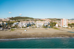 Middle Floor Apartment in La Duquesa